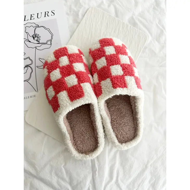 Checkered Pattern Cozy Slippers
